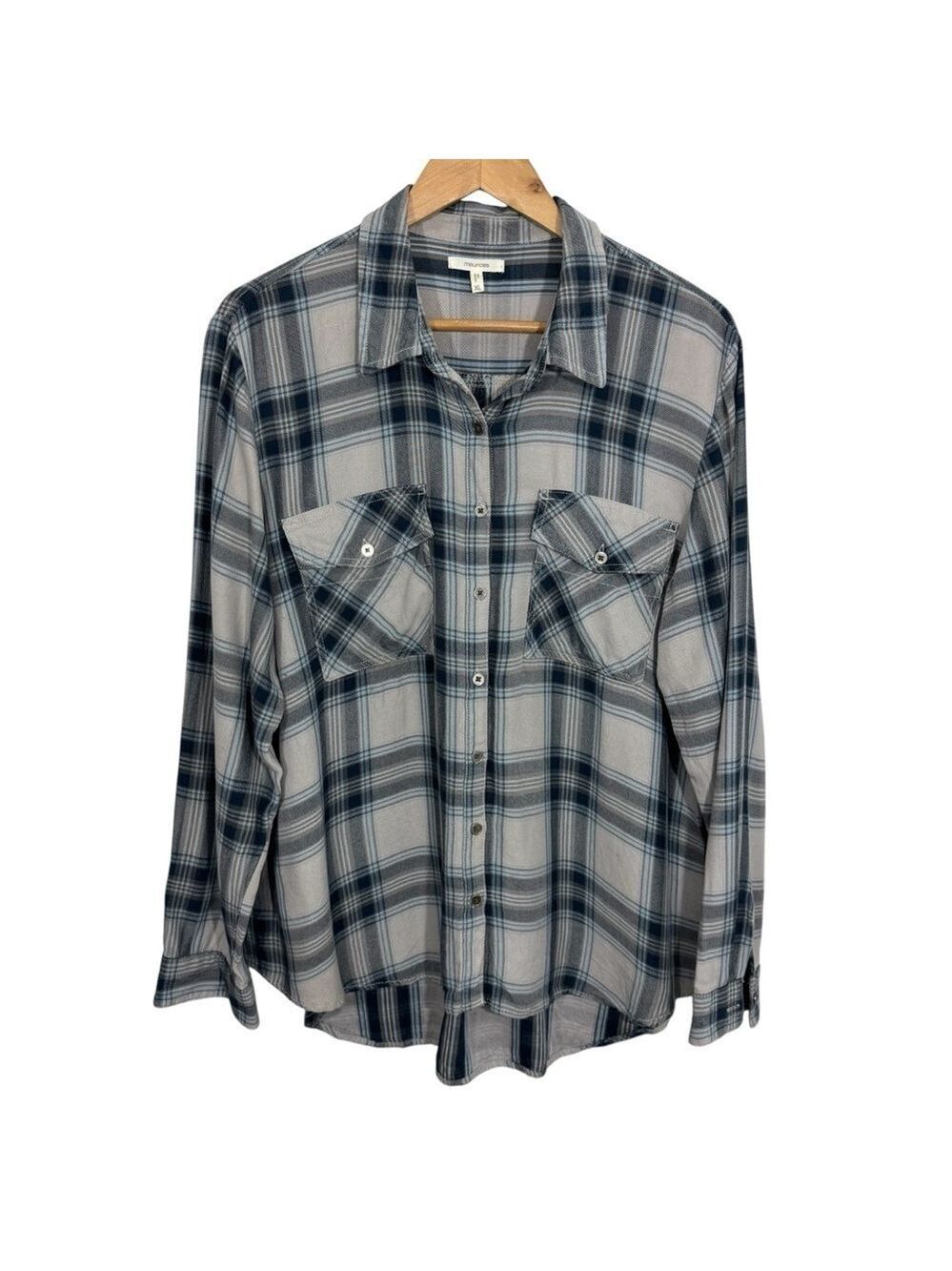 Maurices Plaid Button Up Shirt Womens XL Grey Blue Check Casual Relaxed Fit GUC